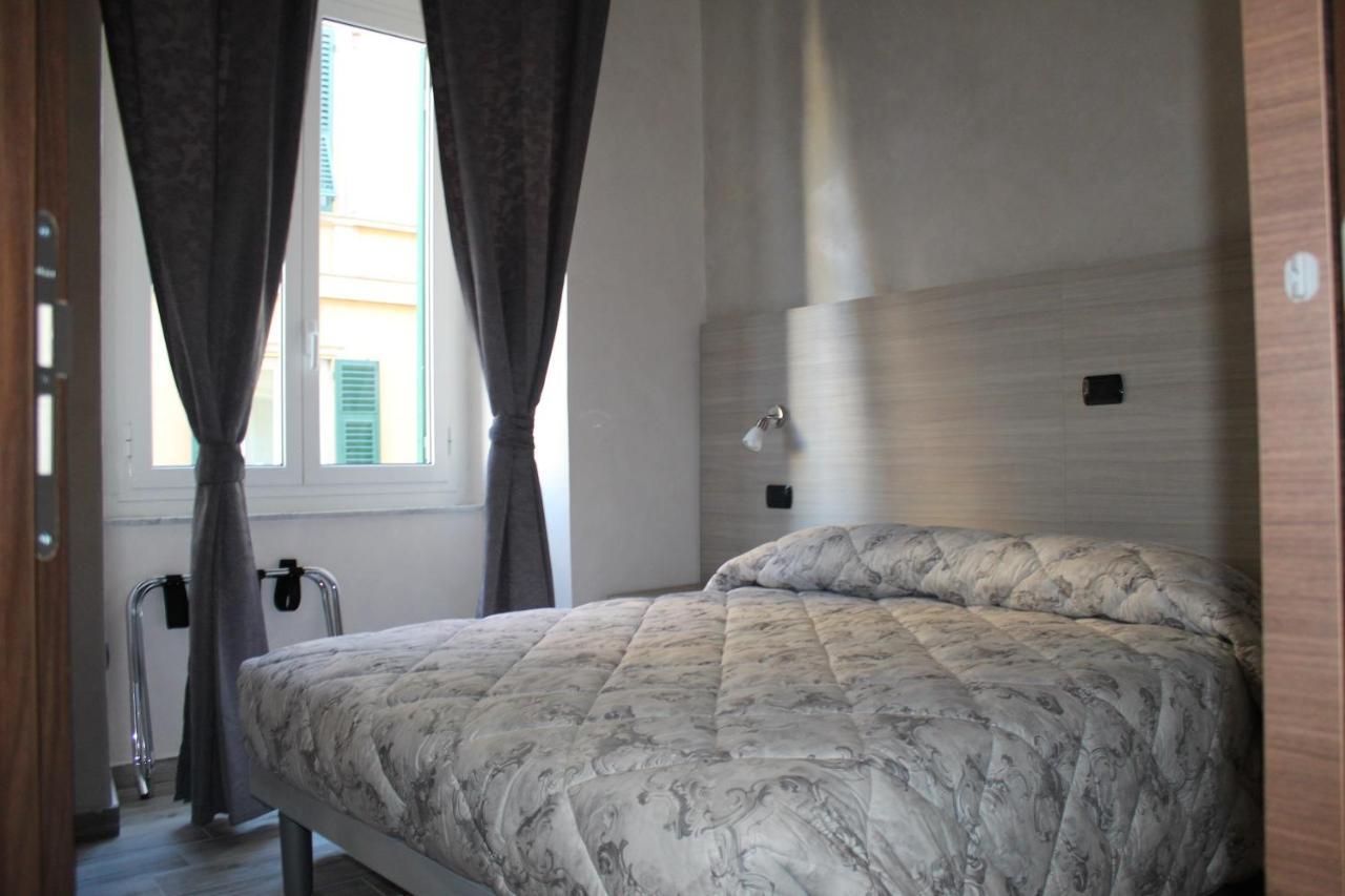 Ricci Rooms Genoa Ruang foto